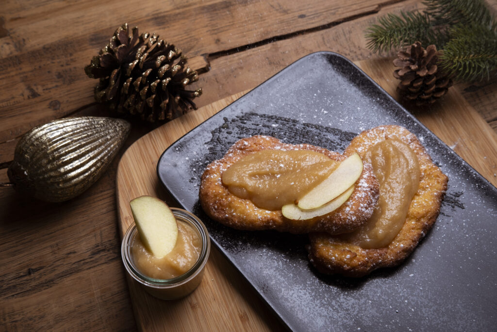 Tanja‘s Langos mit Apfelmus
