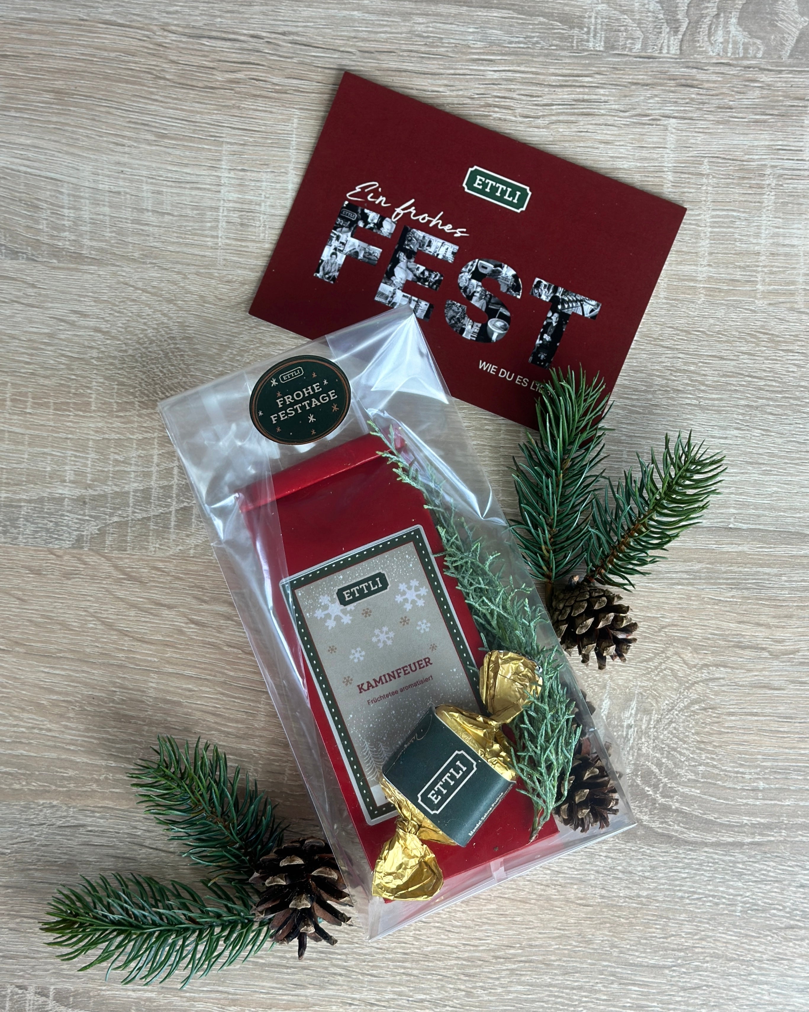 GP 2025 Teepräsent klein "Es weihnachtet sehr"